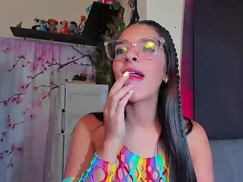Snapshot of annyluna1 chatting on May 2026 07:33:01 PM annyluna1 online show from May 2026 07:33:01 PM