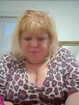 Snapshot of JemJensen30 chatting on May 2026 01:25:02 AM JemJensen30 online show from May 2026 01:25:02 AM