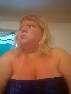 Snapshot of JemJensen30 chatting on July 2026 08:52:01 PM JemJensen30 online show from July 2026 08:52:01 PM
