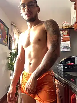 Snapshot of dvg2402 chatting on December 2024 05:33:01 PM dvg2402 online show from December 2024 05:33:01 PM