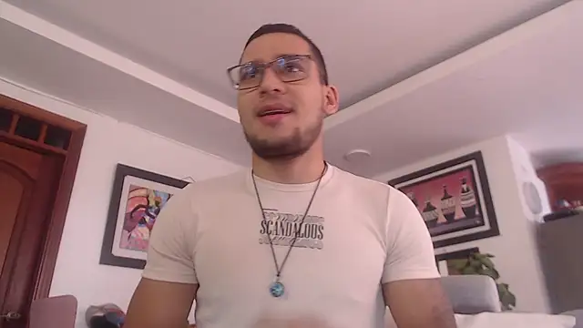 Snapshot of dvg2402 chatting on February 2025 04:22:01 PM dvg2402 online show from February 2025 04:22:01 PM