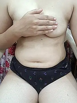 Snapshot of couple__telugu chatting on November 2025 04:56:01 AM couple telugu online show from November 2025 04:56:01 AM