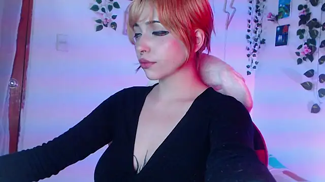 MaryJannes online show from December 2024 12:33:01 PM