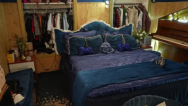 VanessaDoyle online show from October 2025 11:49:02 AM