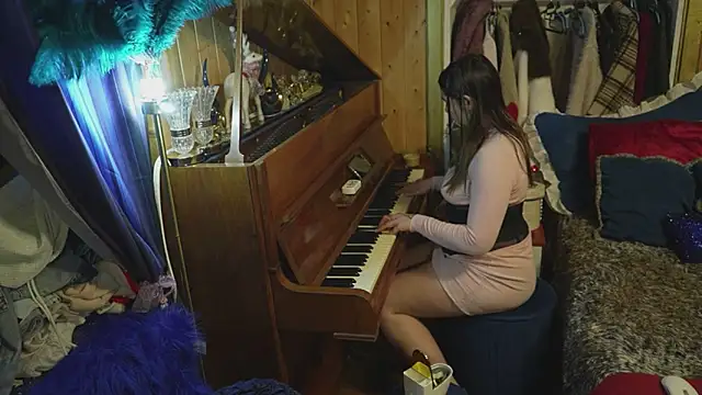 VanessaDoyle online show from November 2025 04:16:02 PM