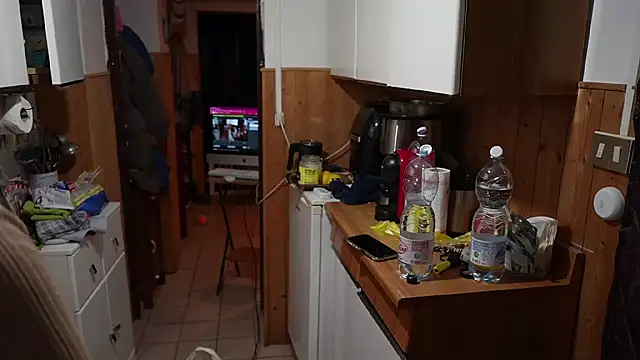 VanessaDoyle online show from November 2025 05:56:01 PM