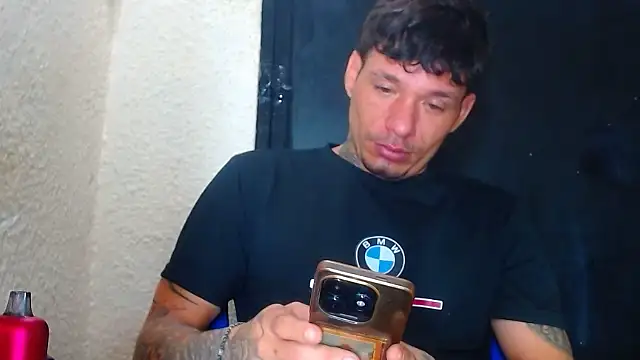 Snapshot of sebas_bigcock69 chatting on March 2025 10:13:02 AM sebas bigcock69 online show from March 2025 10:13:02 AM