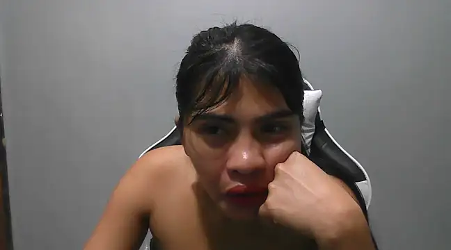 Snapshot of Miss_unknown chatting on February 2025 07:43:01 AM Miss unknown online show from February 2025 07:43:01 AM