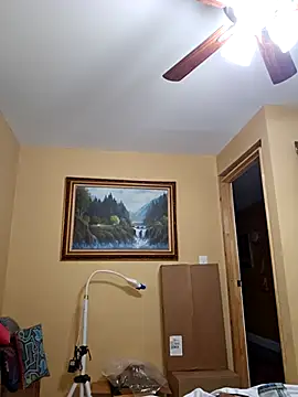 Snapshot of oliviaprettypussy chatting on October 2025 02:56:01 AM oliviaprettypussy online show from October 2025 02:56:01 AM