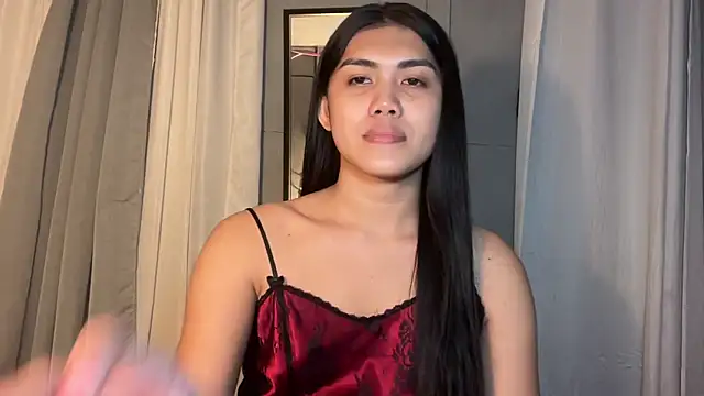 Delicate Savannah online show from November 2025 02:06:02 PM