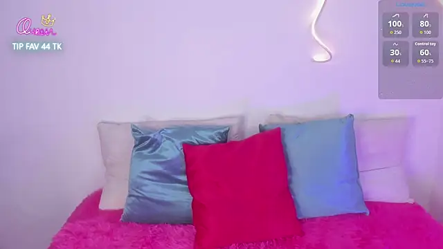 cloe 25 online show from March 2026 12:34:02 AM