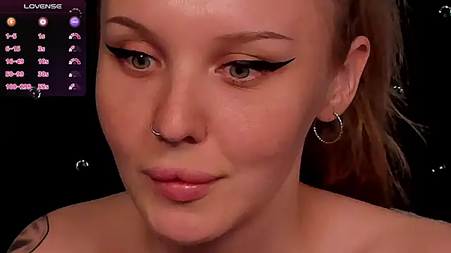 Snapshot of LianaFord chatting on February 2025 07:07:01 PM LianaFord online show from February 2025 07:07:01 PM