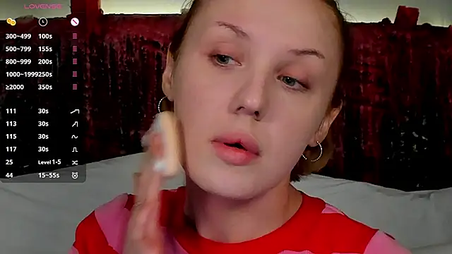 Snapshot of LianaFord chatting on November 2025 08:44:01 PM LianaFord online show from November 2025 08:44:01 PM