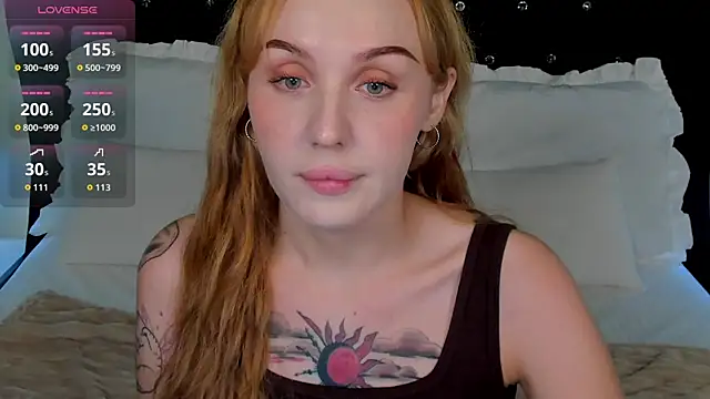 Snapshot of LianaFord chatting on November 2025 11:47:02 PM LianaFord online show from November 2025 11:47:02 PM