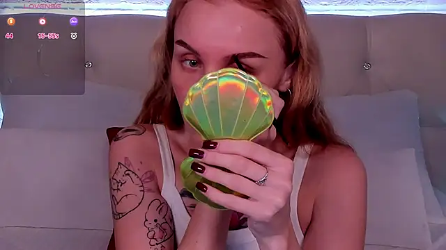 Snapshot of LianaFord chatting on November 2025 11:06:01 PM LianaFord online show from November 2025 11:06:01 PM