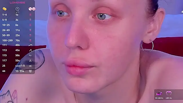 LianaFord online show from April 2026 04:22:01 AM