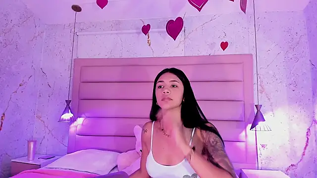 AntonellaRossi online show from February 2025 07:48:02 PM