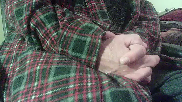 Snapshot of OralDesires2 chatting on December 2024 05:26:01 AM OralDesires2 online show from December 2024 05:26:01 AM