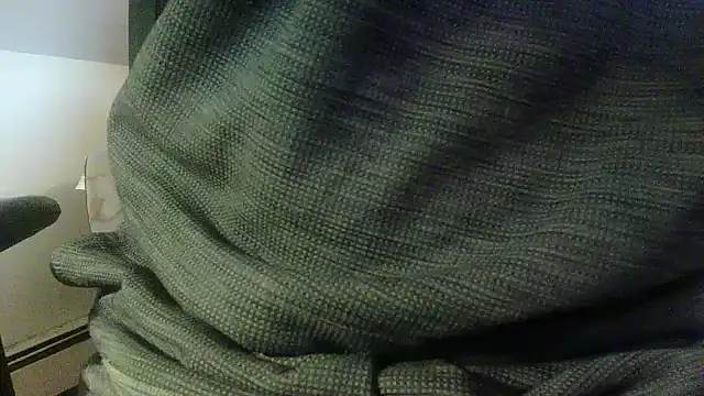 Snapshot of OralDesires2 chatting on December 2024 12:34:02 PM OralDesires2 online show from December 2024 12:34:02 PM