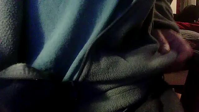 Snapshot of OralDesires2 chatting on December 2024 11:33:01 AM OralDesires2 online show from December 2024 11:33:01 AM