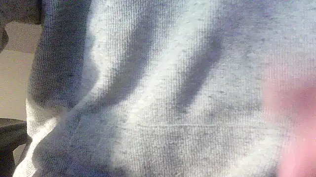 Snapshot of OralDesires2 chatting on December 2024 02:43:02 AM OralDesires2 online show from December 2024 02:43:02 AM