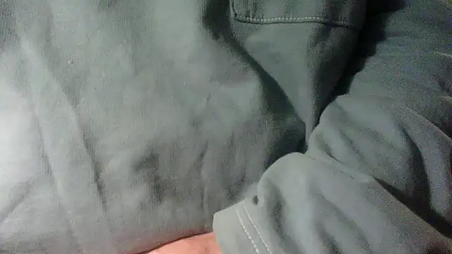 Snapshot of OralDesires2 chatting on January 2025 06:03:02 AM OralDesires2 online show from January 2025 06:03:02 AM