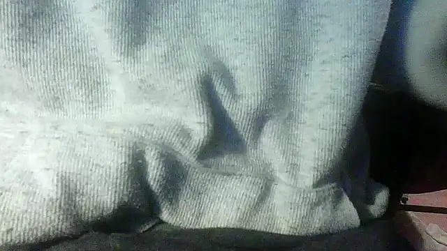 Snapshot of OralDesires2 chatting on February 2025 12:40:02 AM OralDesires2 online show from February 2025 12:40:02 AM