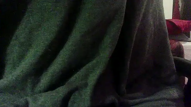 Snapshot of OralDesires2 chatting on February 2025 12:08:02 AM OralDesires2 online show from February 2025 12:08:02 AM