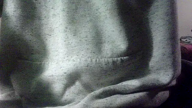 Snapshot of OralDesires2 chatting on February 2025 08:44:01 AM OralDesires2 online show from February 2025 08:44:01 AM