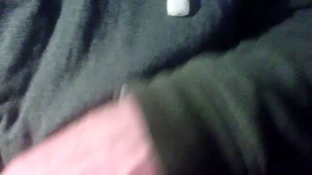 Snapshot of OralDesires2 chatting on March 2025 11:06:02 AM OralDesires2 online show from March 2025 11:06:02 AM