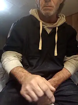 Snapshot of OralDesires2 chatting on December 2025 09:30:01 PM OralDesires2 online show from December 2025 09:30:01 PM