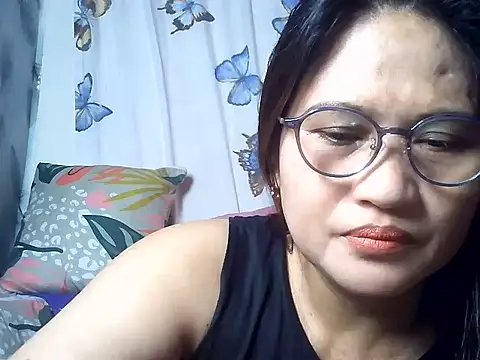 Snapshot of Amazing_Angel22 chatting on June 2026 11:59:01 PM Amazing Angel22 online show from June 2026 11:59:01 PM