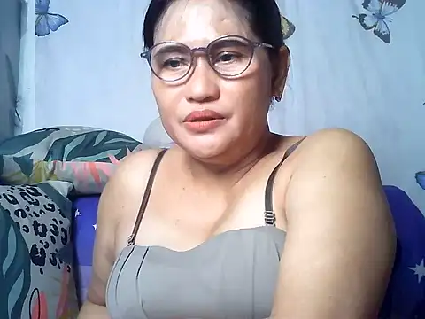Snapshot of Amazing_Angel22 chatting on July 2026 03:38:01 PM Amazing Angel22 online show from July 2026 03:38:01 PM