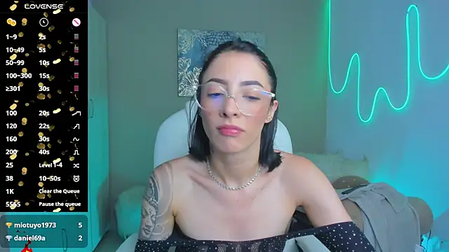 barbie scoth  online show from September 2025 08:03:01 PM