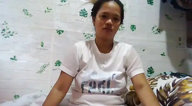 Snapshot of Silly_Girl21 chatting on December 2024 02:09:02 AM Silly Girl21 online show from December 2024 02:09:02 AM