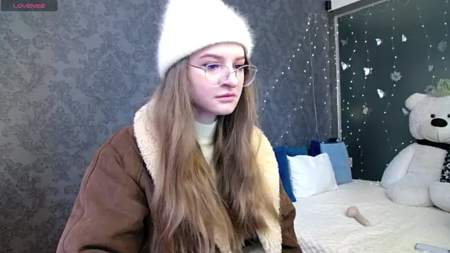 KateJonson online show from February 2026 07:40:01 AM