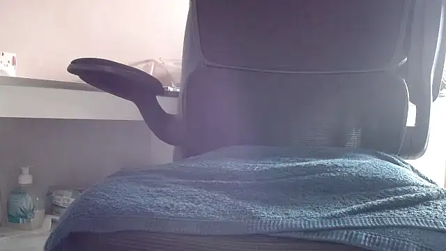 suedel65 online show from March 2025 11:39:02 AM