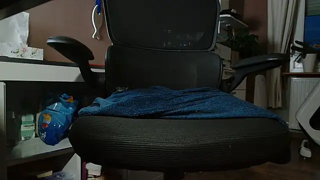 suedel65 online show from September 2025 04:34:02 AM