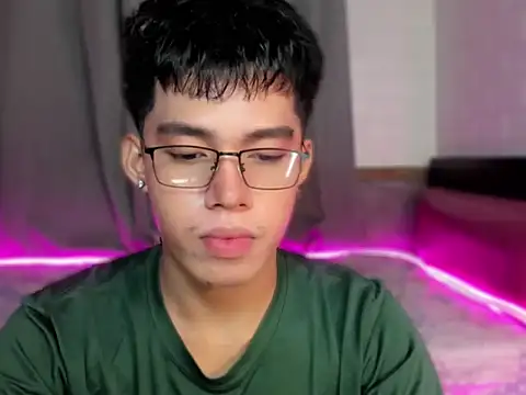 Lightjt04 online show from September 2025 07:05:01 PM