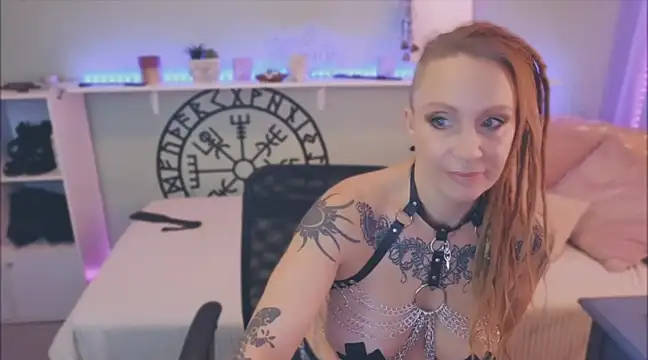 Snapshot of Jan_ina chatting on December 2024 02:55:01 PM Jan ina online show from December 2024 02:55:01 PM