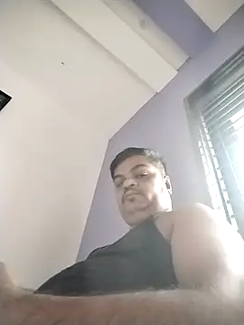 Snapshot of Desi_Londa_143 chatting on October 2025 03:20:02 AM Desi Londa 143 online show from October 2025 03:20:02 AM