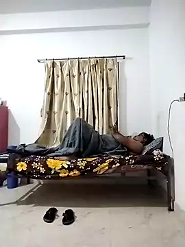 Snapshot of Desi_Londa_143 chatting on November 2025 04:40:01 PM Desi Londa 143 online show from November 2025 04:40:01 PM