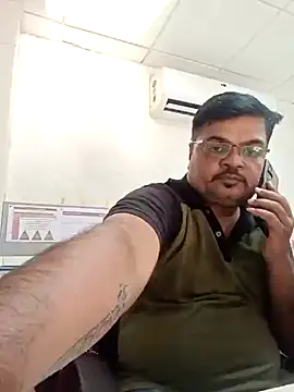 Snapshot of Desi_Londa_143 chatting on November 2025 10:23:01 AM Desi Londa 143 online show from November 2025 10:23:01 AM