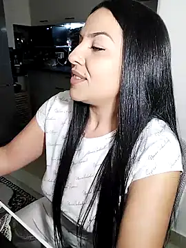 hot-babygirl online show from March 2026 07:30:01 PM