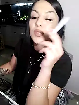 hot-babygirl online show from April 2026 06:38:01 PM