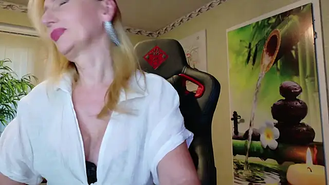 Snapshot of HotLana69 chatting on July 2026 06:58:02 PM HotLana69 online show from July 2026 06:58:02 PM