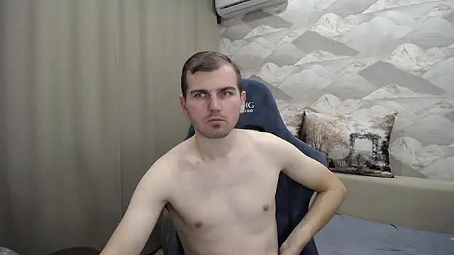 Snapshot of SerzhKorol1 chatting on November 2025 05:07:01 AM SerzhKorol1 online show from November 2025 05:07:01 AM