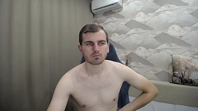 Snapshot of SerzhKorol1 chatting on November 2025 05:01:02 PM SerzhKorol1 online show from November 2025 05:01:02 PM