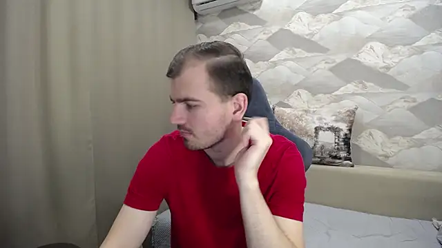 Snapshot of SerzhKorol1 chatting on November 2025 04:45:02 AM SerzhKorol1 online show from November 2025 04:45:02 AM