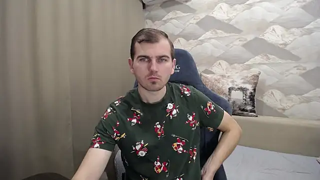 Snapshot of SerzhKorol1 chatting on November 2025 04:58:02 AM SerzhKorol1 online show from November 2025 04:58:02 AM